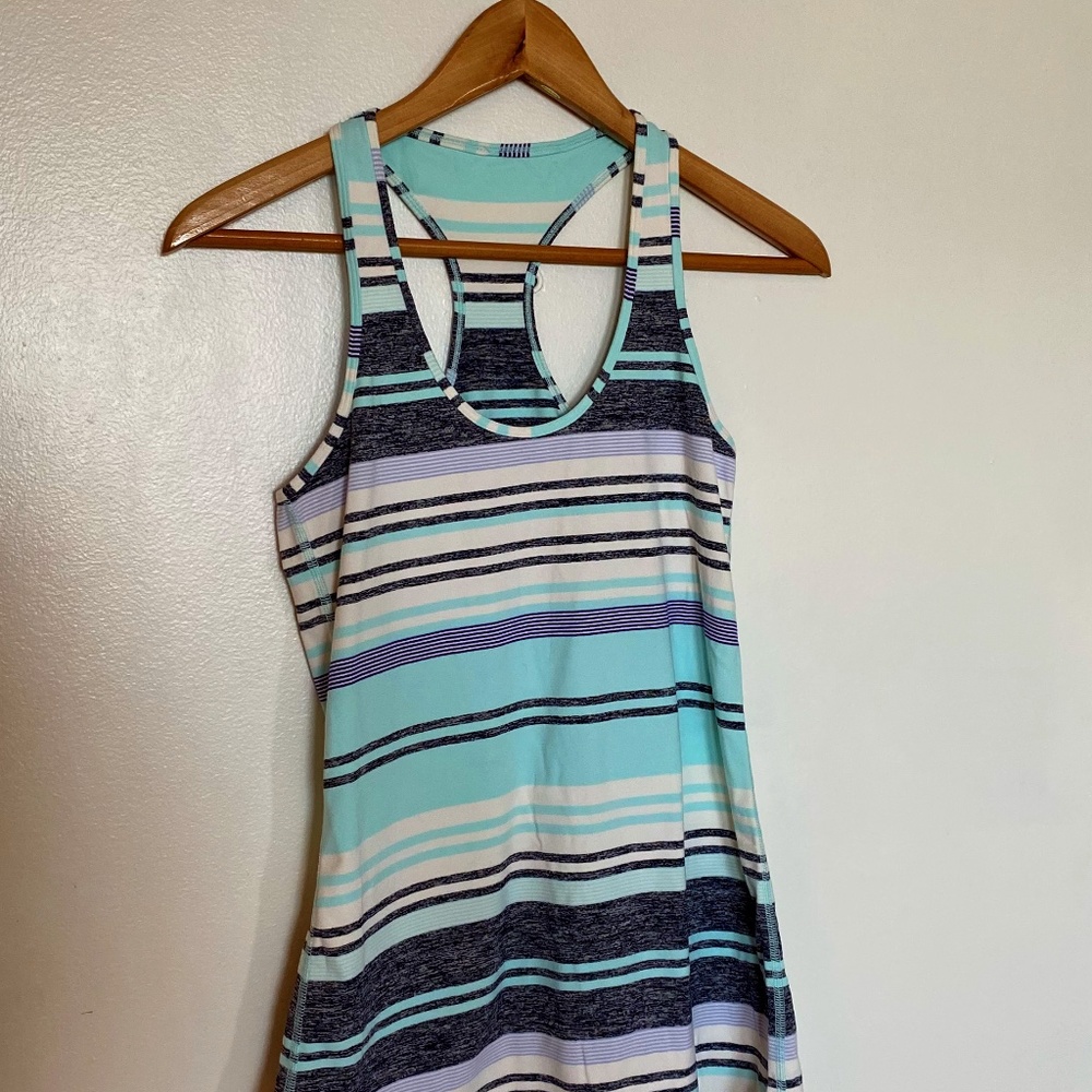 Lululemon Cool Racerback Tank Sz 8